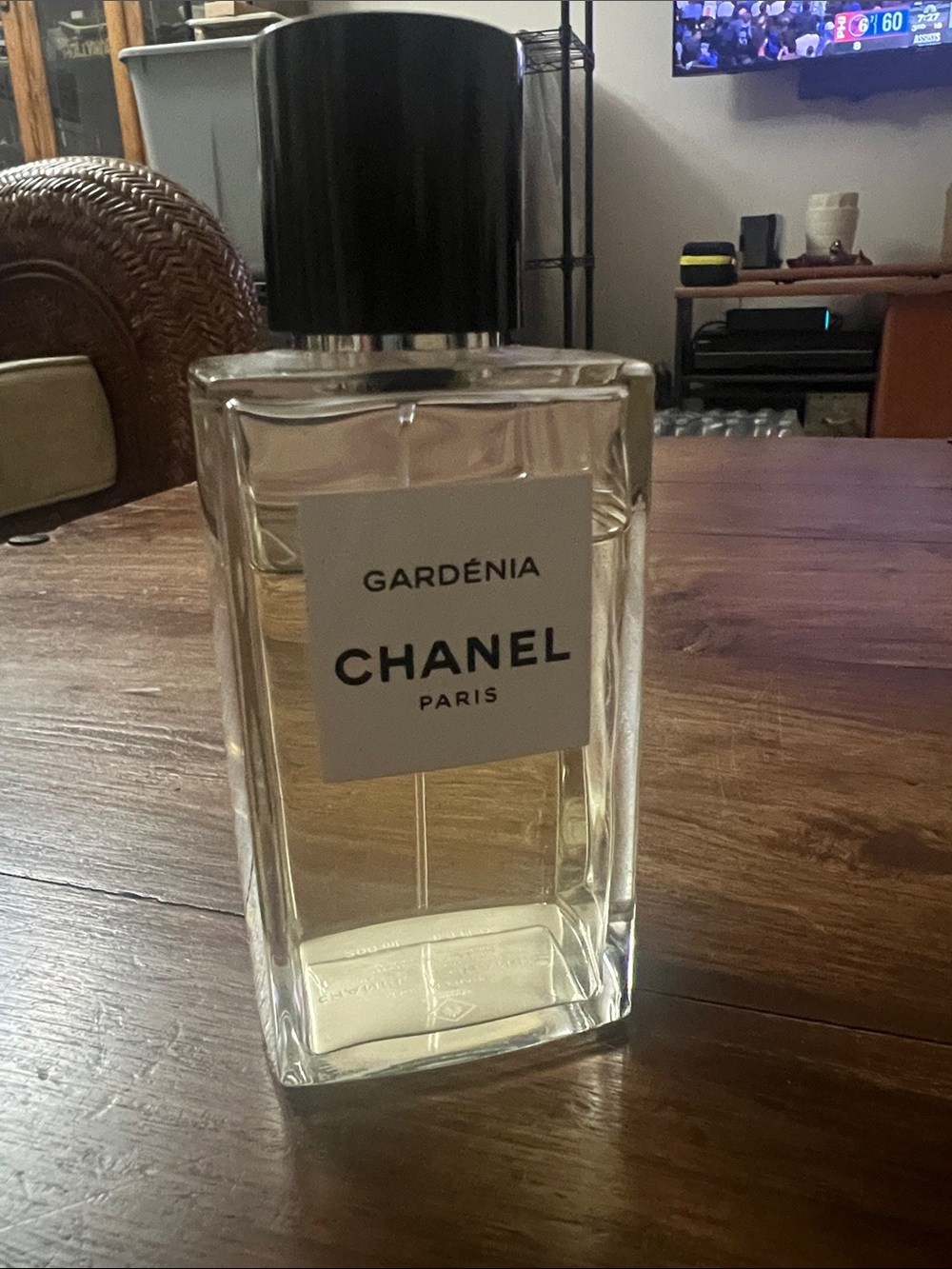 CHANEL Gardénia Clear Glass Accent 6.8 oz Bottle with Black Cap